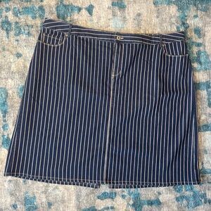 NWOT Cato Women’s Knee Length Striped Navy Blue Denim Jean Skirt Plus 28W